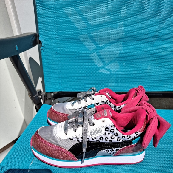 Exclusive PUMA LOL SURPRISE! - Picture 4 of 13